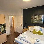 Seehotel Sissi Am Zeller 3* ツェル アム ゼー