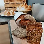 Seehotel Sissi Bed & Breakfast