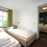 Seehotel Sissi Am Zeller ツェル アム ゼー