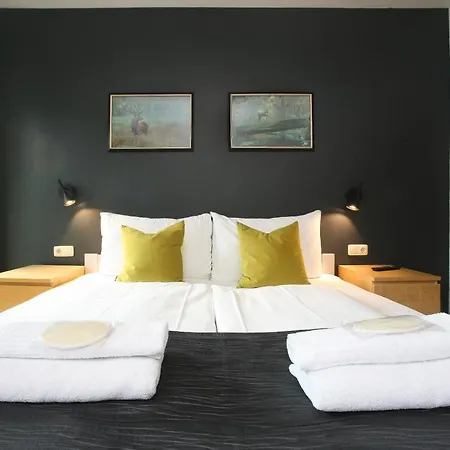 Seehotel Sissi Bed & Breakfast 3*