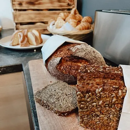 Seehotel Sissi Am Zeller Panzió