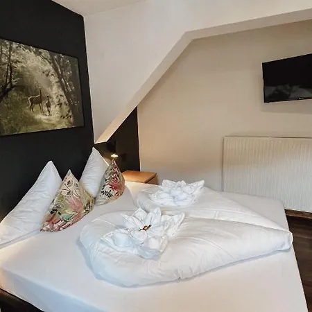Seehotel Sissi Am Zeller Panzió 3*